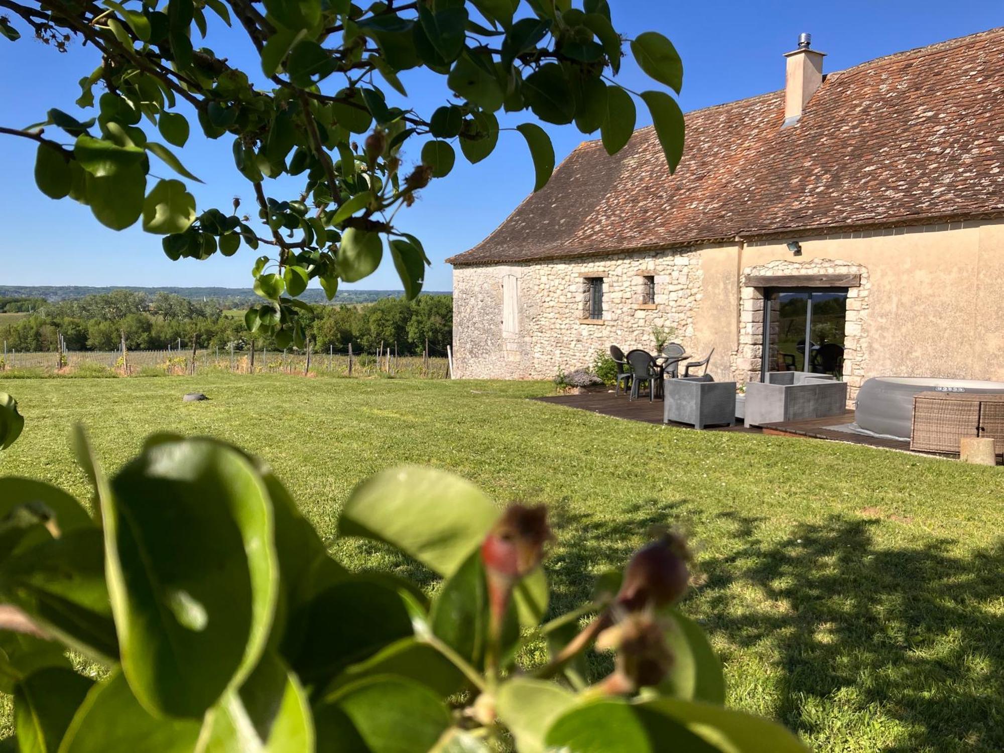 Perigourdine Avec Spa Et Vue Pomport Esterno foto